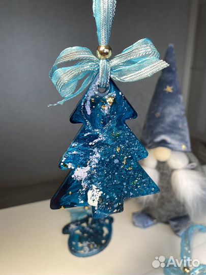 Новогодние игрушки из эпоксидной смолы