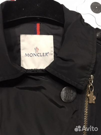 Ветровка Moncler