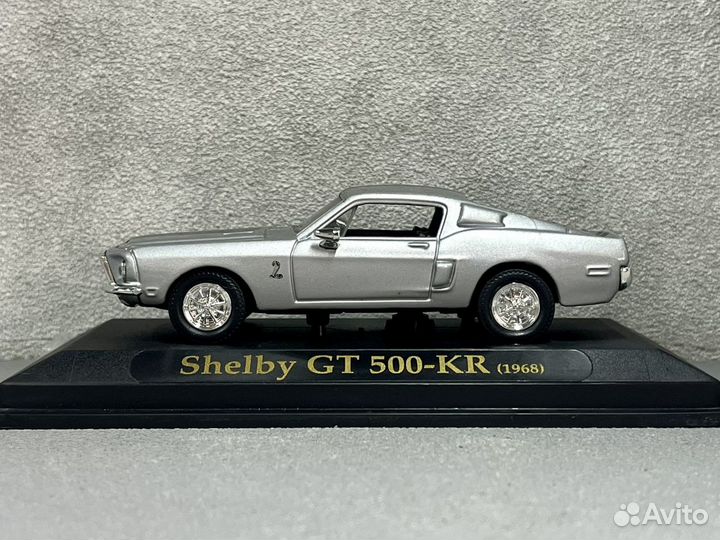 Модель автомобиля Shelby GT 500-KR 1:43 Yatming