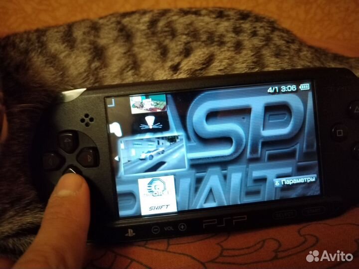 Psp e1008 прошитая