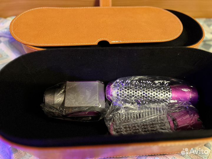 Стайлер dyson новый