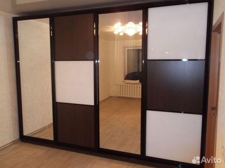 Черный шкаф