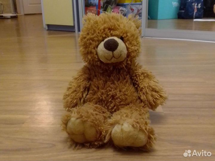 Плюшевый медведь