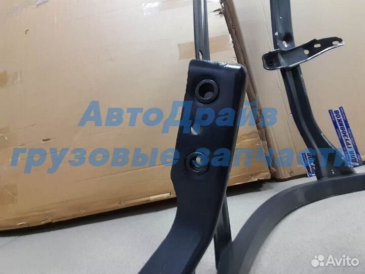 Кронштейн крепления капота для автомобилей Скания