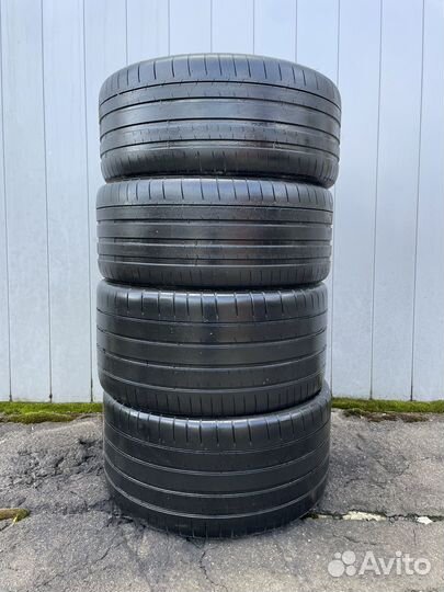 Michelin Pilot Super Sport 255/40 R20 и 295/35 R20