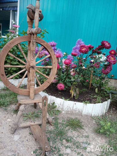 Прялка деревянная старинная