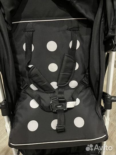 Коляска прогулочная yoya plus