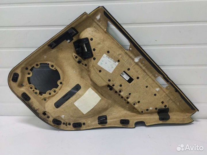 Обшивка двери Mercedes M W164