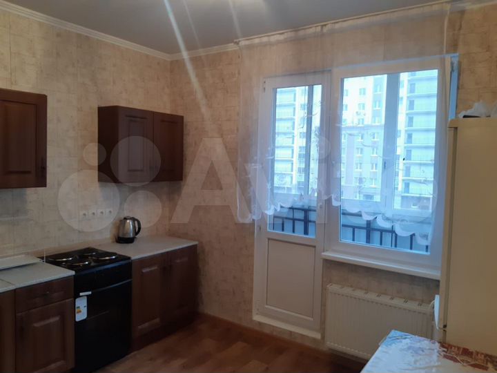 1-к. квартира, 38 м², 3/10 эт.