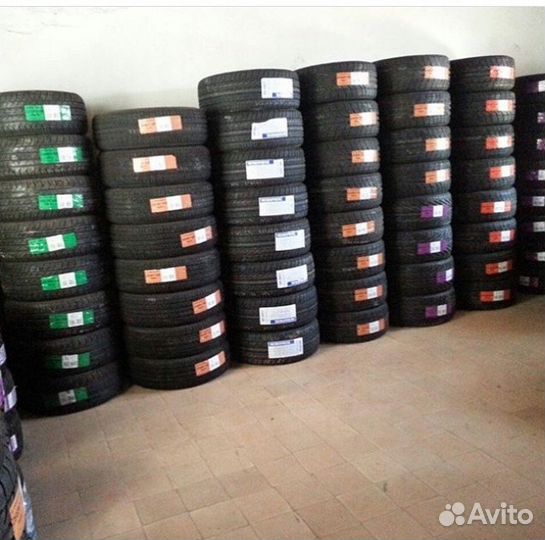 Kinforest KF380 245/40 R18