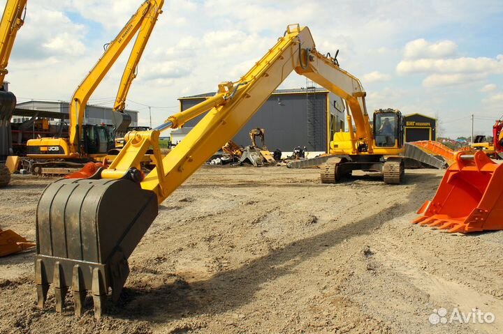 Гусеничный экскаватор Komatsu PC300-8, 2011