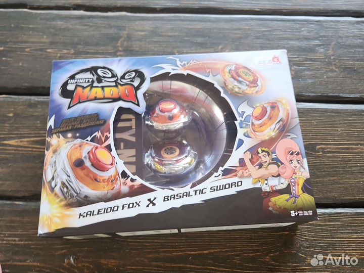 Инфинити надо красочная лисица и базальтовый меч