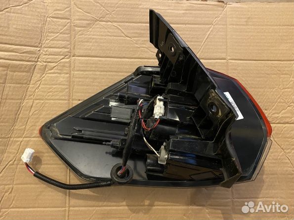 Фонарь внешний Nissan X-Trail T 32