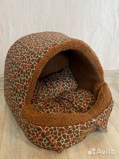 Домик для кошек и собак