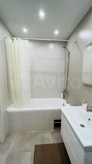 1-к. квартира, 42 м², 14/14 эт.