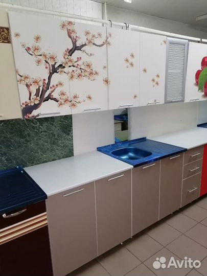 Кухонный гарнитур 