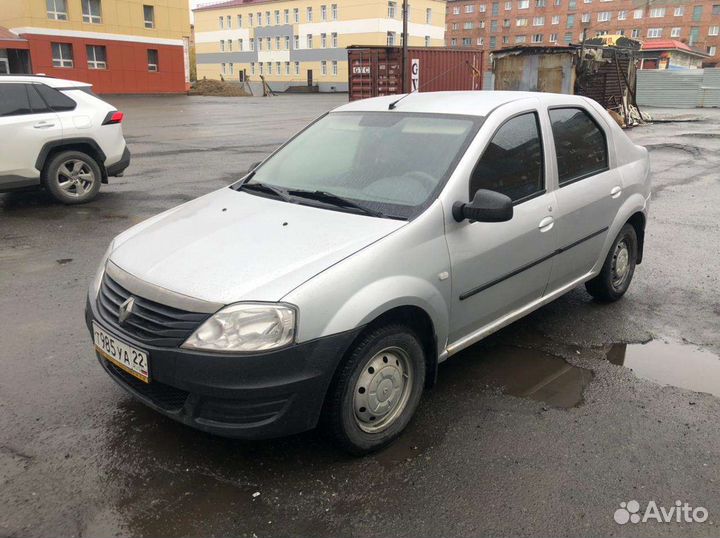 Renault Logan 1.4мт, 2014 седан