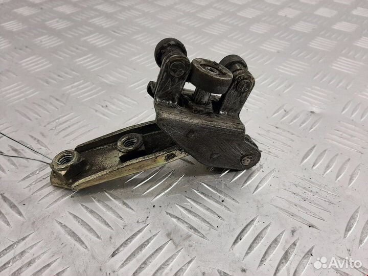 Ролик для Volkswagen Transporter (T4)