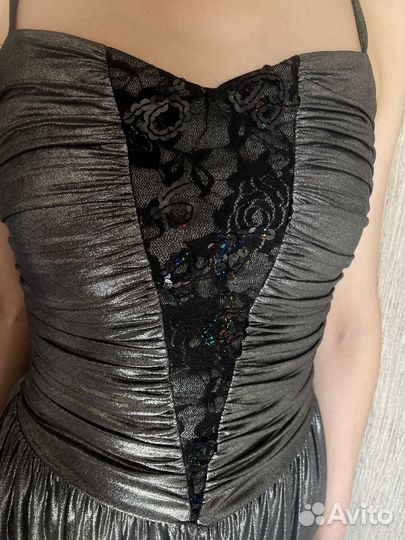 Вечернее платье