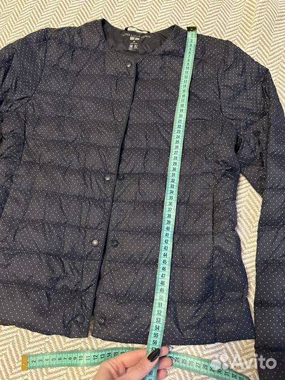 Ультратонкая куртка Uniqlo (XS)