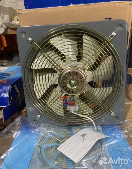 Вентилятор вытяжной 30 см