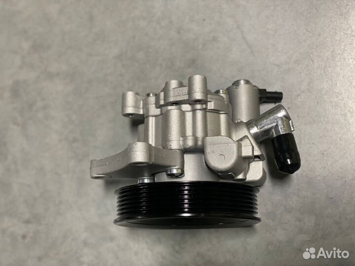 Насос гур mercedes w204