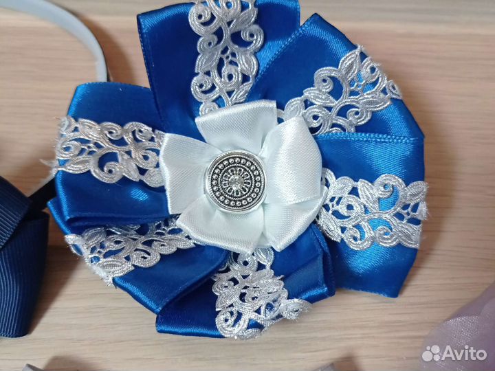 Заколки для волос