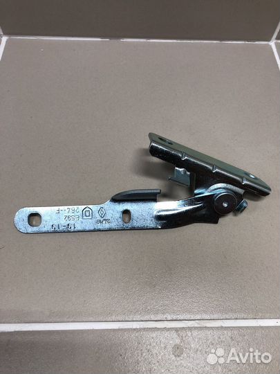 Петля капота правая Renault Logan 2005-14 Largus