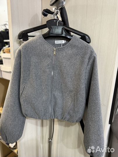 Бомбер женский