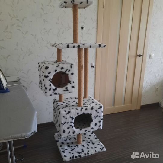 Домик-когтеточка для кошки