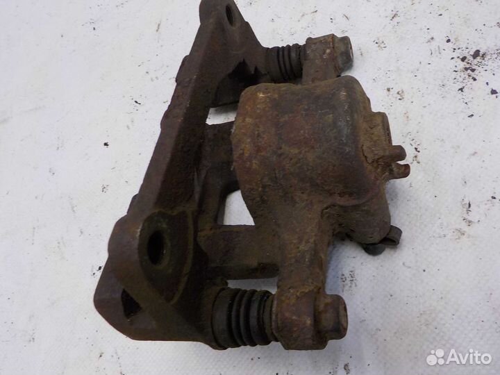 Суппорт передний правый daewoo matiz