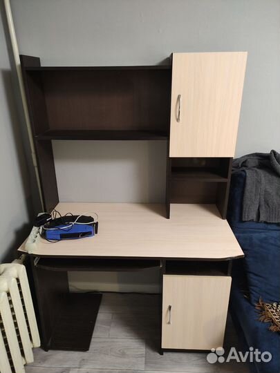 Компьютерный стол