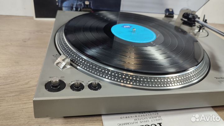 Проигрыватель винила Technics SL-1700. Made Japan