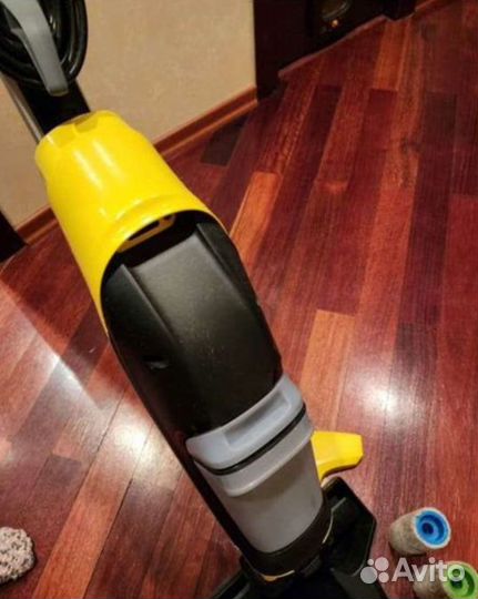 Моющий пылесос karcher