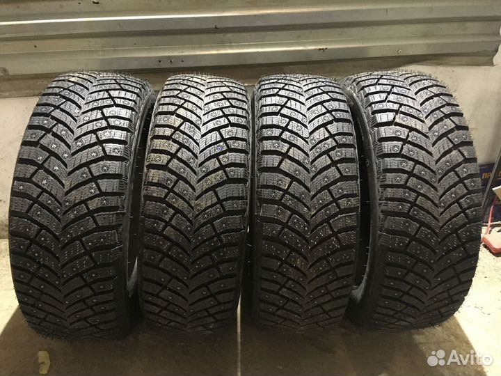 Michelin X-Ice North 4 225/60 R16 114