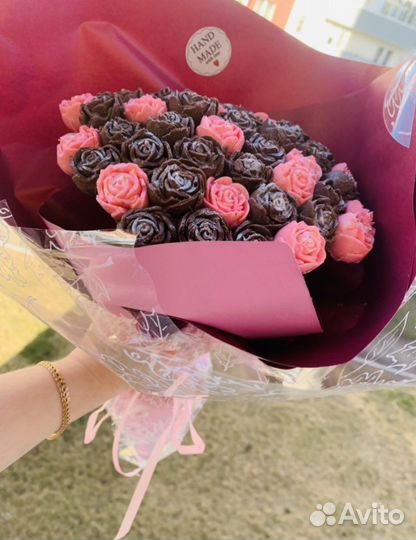 Шоколадные розы букет шоколад ручной работы