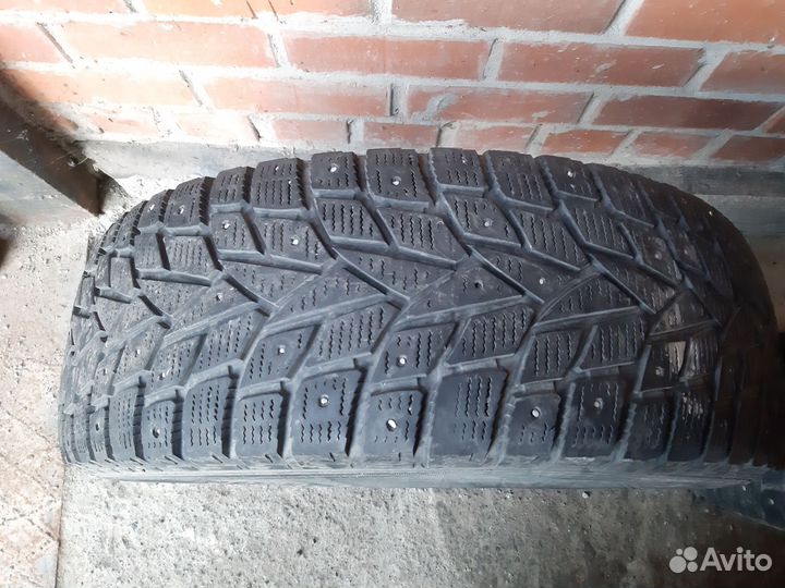 Dunlop Grandtrek Ice 02 245/70 R16