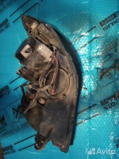 Фара галогеновая правая Subaru Impreza GE 2007
