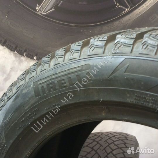 Pirelli Scorpion Ice Zero 2 315/35 R21 111H