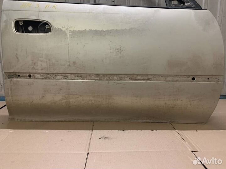 Дверь FR toyota carina AT192