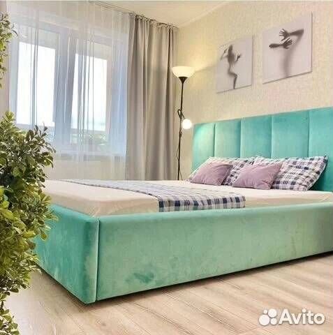 Интерьерная кровать велюр