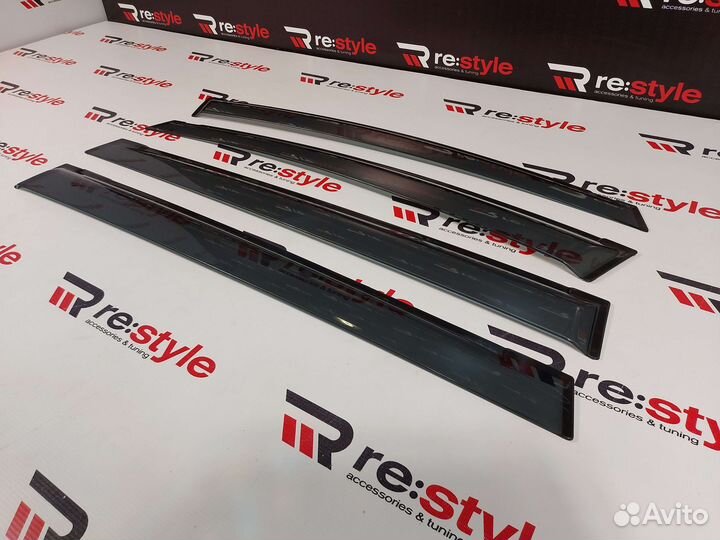 Ветровики Toyota Wish 10 03-08г Kanglong