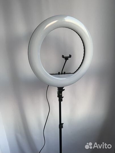 Профессиональная кольцевая лампа RL-21. 54 см