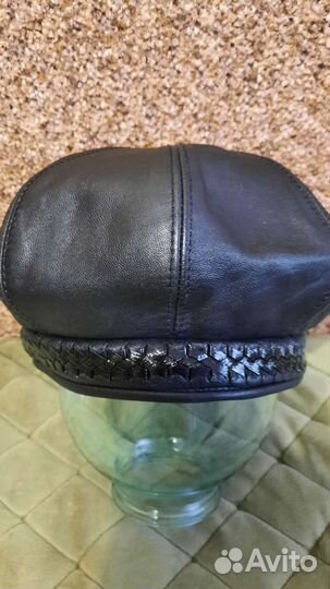 Берет женский кожаный