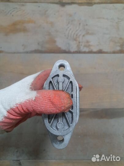 Нижняя опора подушка двигателя киа рио 3