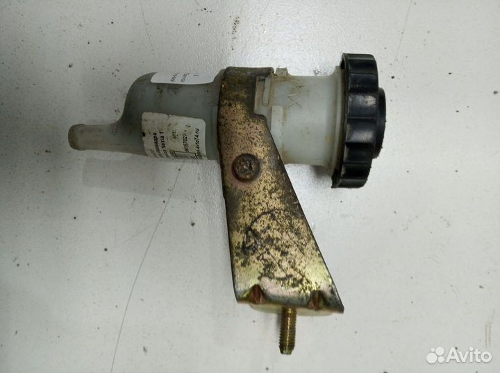 Бачок главного цилиндра сцепления Daewoo Nexia