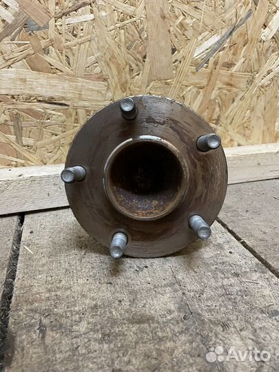 B45A-26-15X Mazda Ступица задняя