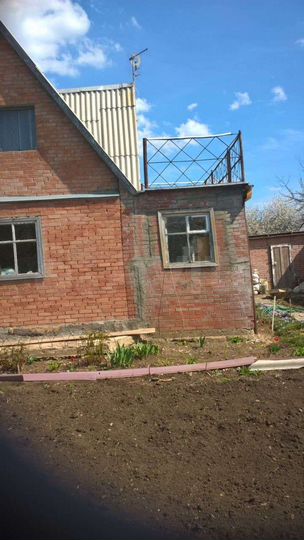 Дом 46 м² на участке 5 сот.