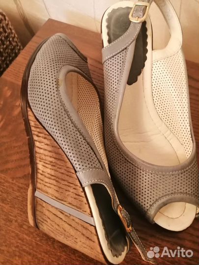 Продаются женские босоножки, натуральная кожа