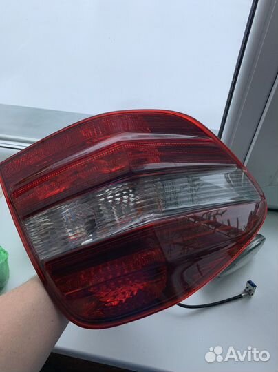 Задние фонари на mercedes ml 164